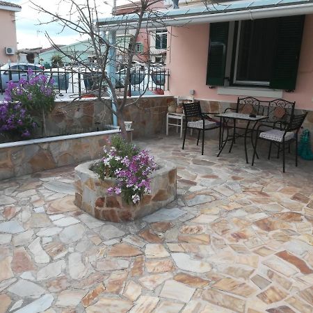 Zaira'S Little House Apartman Corfu  Kültér fotó